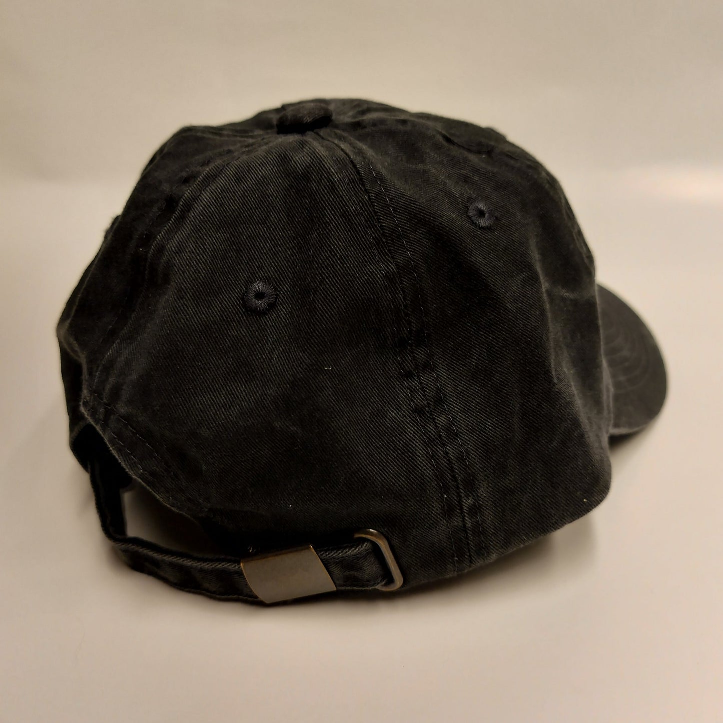Chameleon Cap