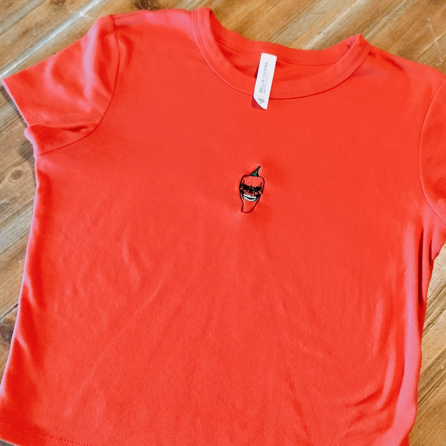 Calvera Picante Embroidery 'Baby Tee'